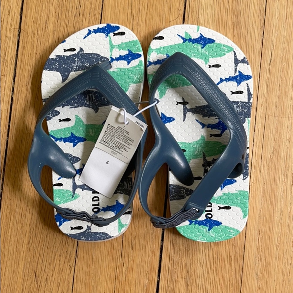 Old Navy toddler sling back flip flop